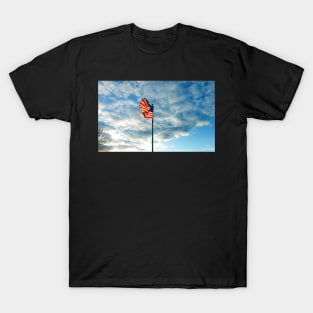 American Flag Veterans Momunment Photography, Red, White & Blue Flag in Sky Patriotic Art USA T-Shirt